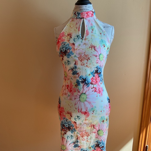 Parisian Collection Floral Halter Neck Dress Size M - Picture 2 of 8